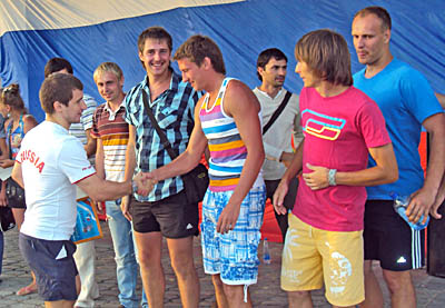 Победителей наградил олимпийский чемпион Евгений Станев 
