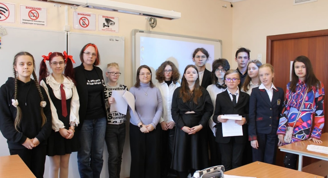Юные поэты и писатели из сосновоборского ЦРТ стали победителями всероссийского фестиваля литературного творчества