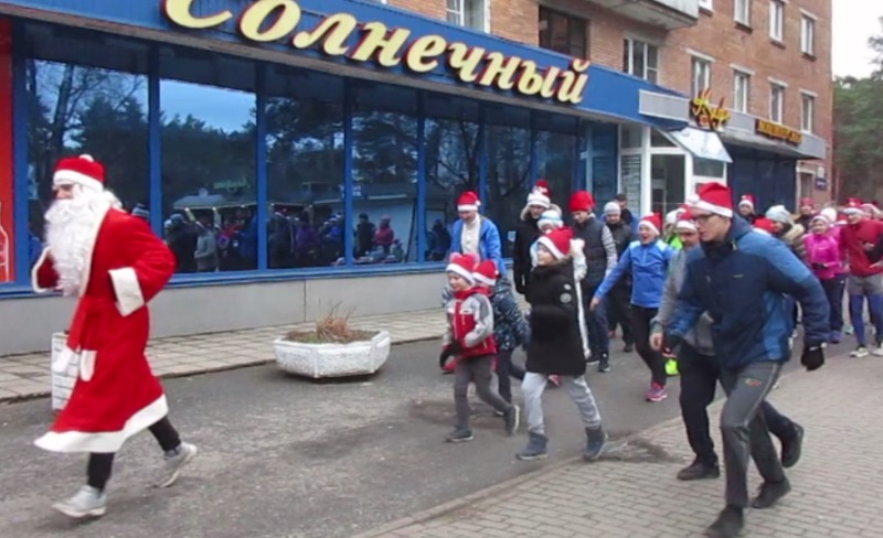 В Сосновом Бору состоялась традиционная новогодняя пробежка