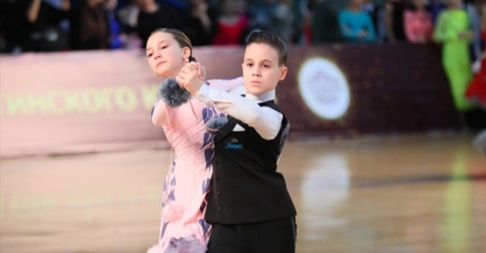 Юные сосновоборцы взяли первый приз на Кубке Великого Новгорода по танцевальному спорту