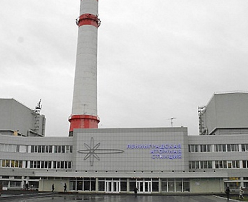 На ЛАЭС снизили мощность энергоблока № 4 из-за остановки турбогенератора