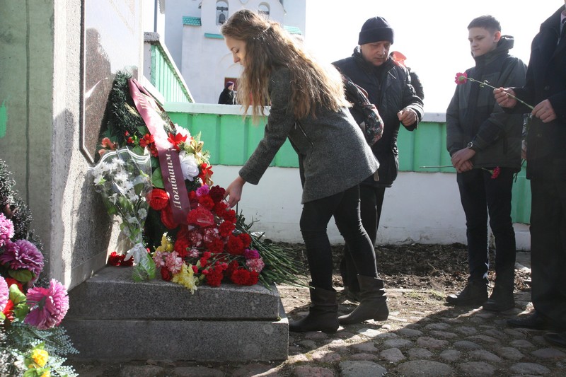 В Сосновом Бору почтили память погибших моряков – подводников