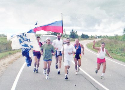 Пробег  Гатчина — Сосновый Бор, крайний справа — Валерий Русманов (фото из архива В. Русманова)