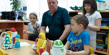 Мастер-класс в детском садике от настоящего дедушки