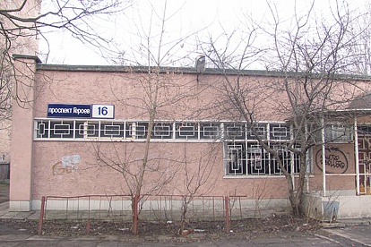 Здание бывшего банка на Героев,  16а ждёт офисное будущее
