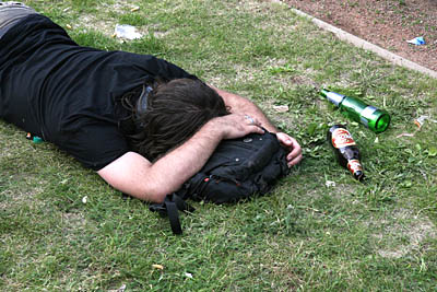  Пиво и молодость — понятия несовместные (Фото Юрия Шестернина, архив «Маяка»)
