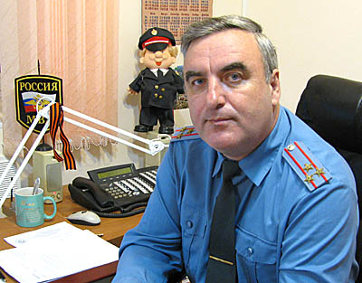  Начальник ОВД Е. Меркулов — на посту (Фото Виктора Поповичева)