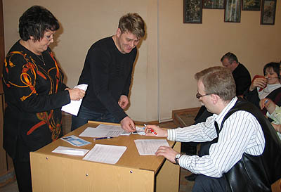 На радиоканале «Балтийский берег» прозвучат не только выступления кандидатов, но и их дебаты. (Фото Нины Князевой)
