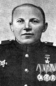  Командир катерного тральщика КТ-97 Григорий Митрофанович Давиденко 