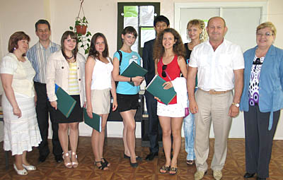  Медики дали выпускникам путевку в будущую профессию (Фото Нины Князевой)