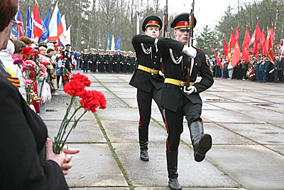  Страна отметила 65-летие Дня Победы (Фото Юрия Шестернина)