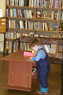  Компанию детским книгам скоро составят музейные экспонаты (Фото Нины Князевой)