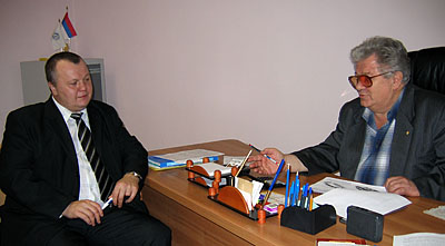 У генерального директора УПП Л. Шкиля (слева) и председателя Совета директоров В. Шегало — общее дело. (Фото Ю. Викториновича)