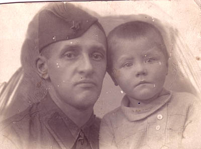  О. Гольтиссон с сыном Валентином 