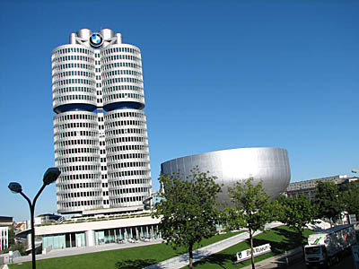  Германия, Мюнхен. Главный офис BMW 