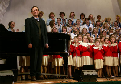 На концерте присутствовал Владимир Столповских (Фото Юрия Шестернина)