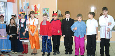  Каждый из 50-ти пятиклассников стал актером (Фото Нины Князевой)