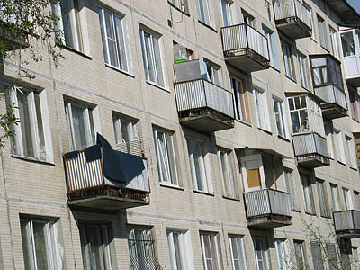  «Мой балкон с краю, ничего не знаю» — так теперь может сказать каждый (Фото Натальи Козарезовой)