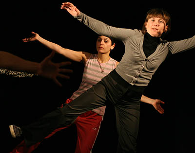  Танцевальная репетиция — часть театрального процесса (Фото Юрия Шестернина)