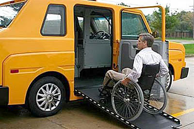  На март запланировано приобретение микроавтобуса, оснащенного подъемником для инвалидных колясок 