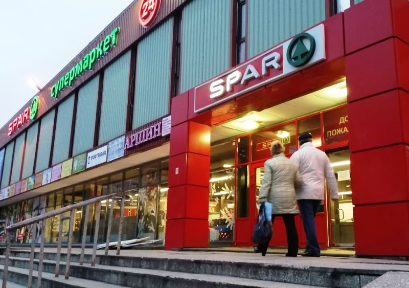 Владельца супермаркетов Spar, "Семья" и "Идея" в Петербурге начали банкротить