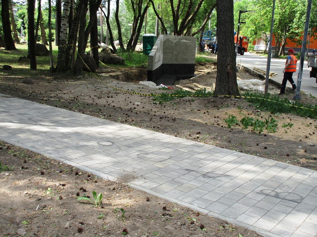 Картины пострадавшие от вандалов