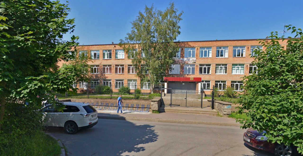 Почему школу № 3 в Сосновом Бору перевели на дистанционку. И другие новости образования / Фото: Яндекс.панарамы