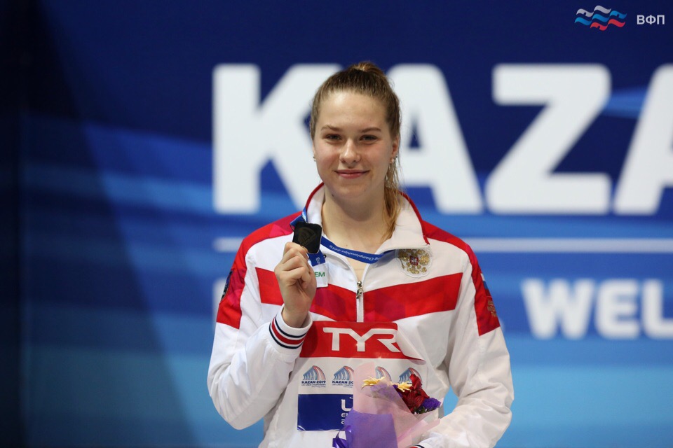 «Будь собой и никогда не сдавайся». Медалистка из Соснового Бора Полина Невмовенко - о спорте, победах и трудностях 