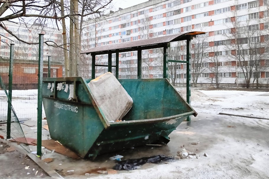 В Сосновом Бору 30 площадок оборудуют местами для сбора крупногабаритного мусора
