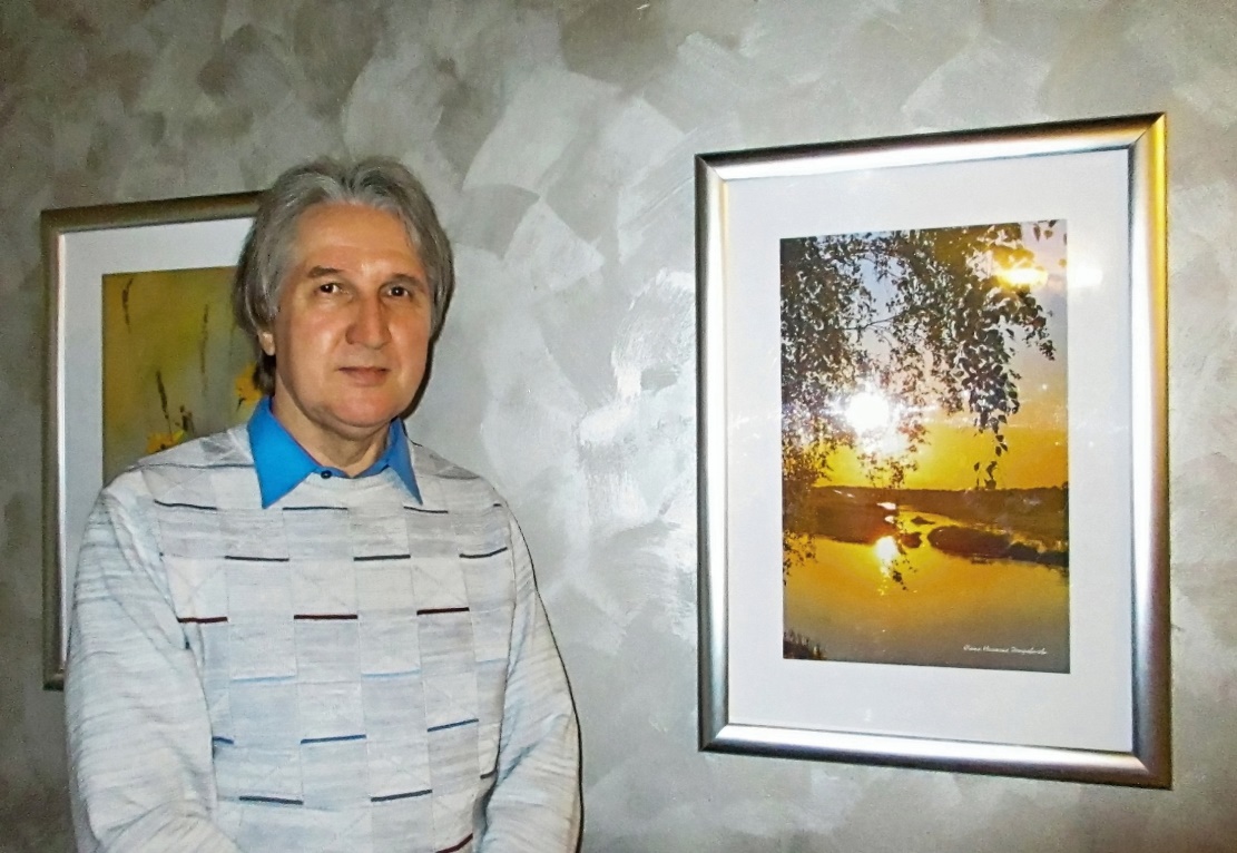 Персональная фотовыставка Николая Петровичева открылась в новом выставочном пространстве в Сосновом Бору