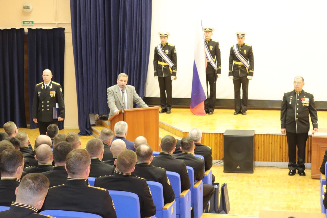 Учебный центр ВМФ в Сосновом Бору отметил 53-ю годовщину со дня образования