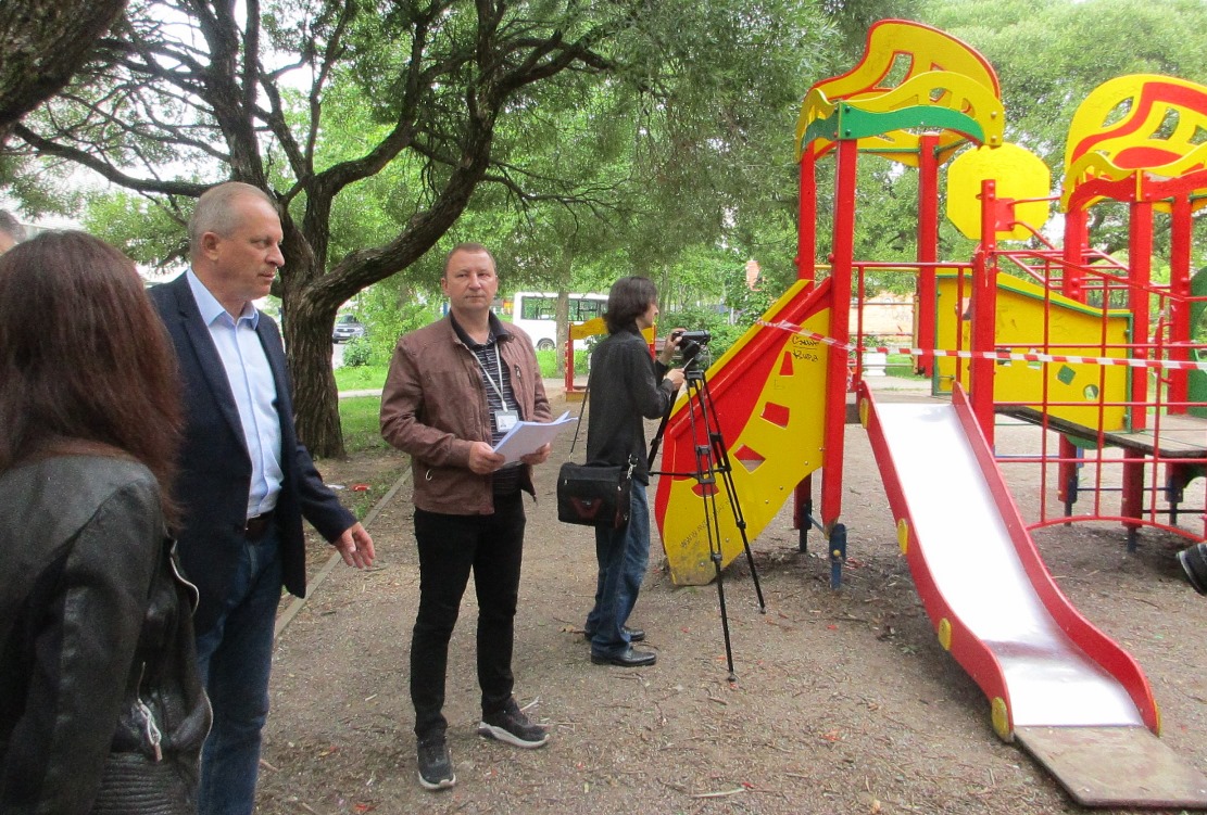 В Сосновом Бору отремонтируют все городские детские площадки