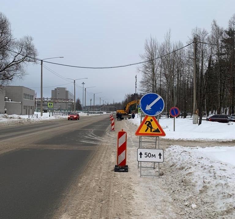 В промзоне Соснового Бора устанавливают светофор