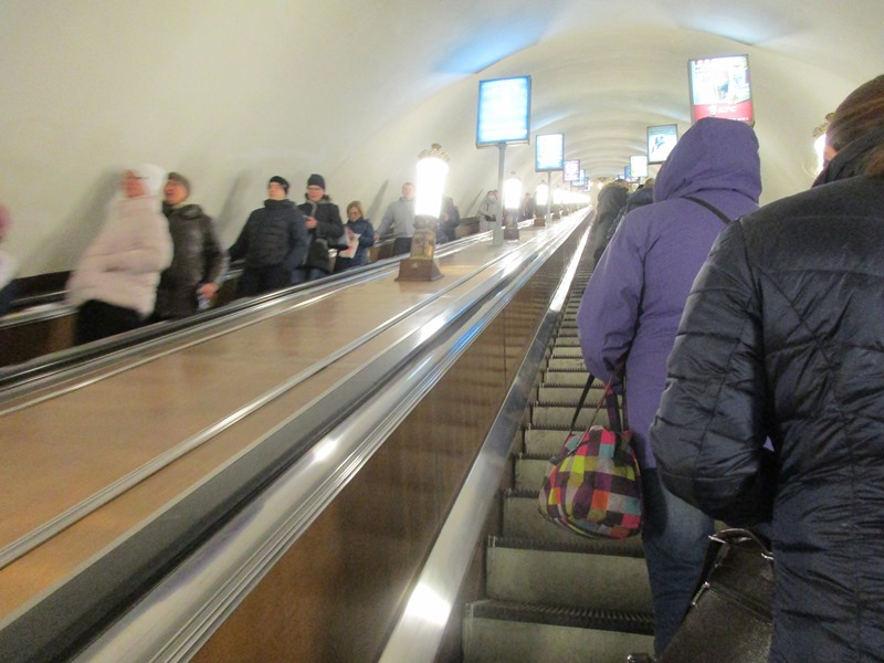 В Санкт-Петербурге проезд в метро подорожает на 10 рублей