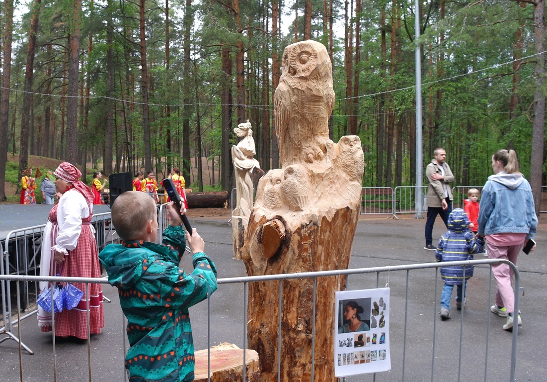 Где и когда в Сосновом Бору установят новые деревянные скульптуры от  именитых художников