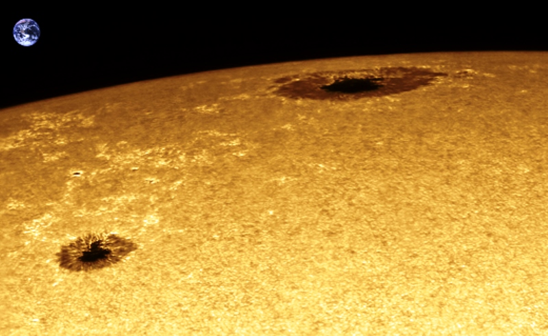 Огромное темное пятно разрастается на поверхности Солнца