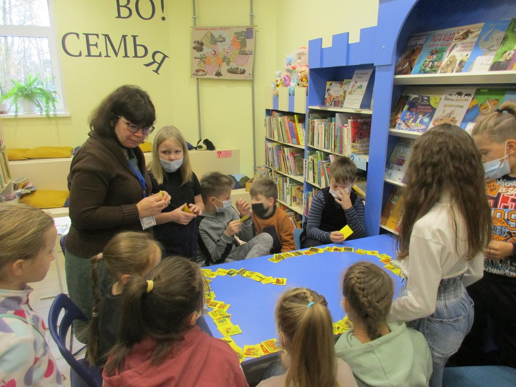 В Сосновом Бору прошёл Фестиваль книжной культуры "Книжный переплёт"