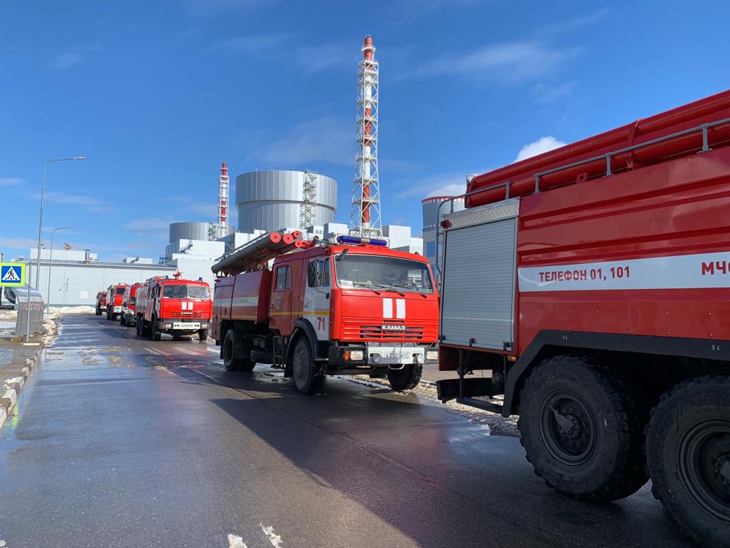 На новейшем энергоблоке Ленинградской АЭС успешно завершились пожарные  учения