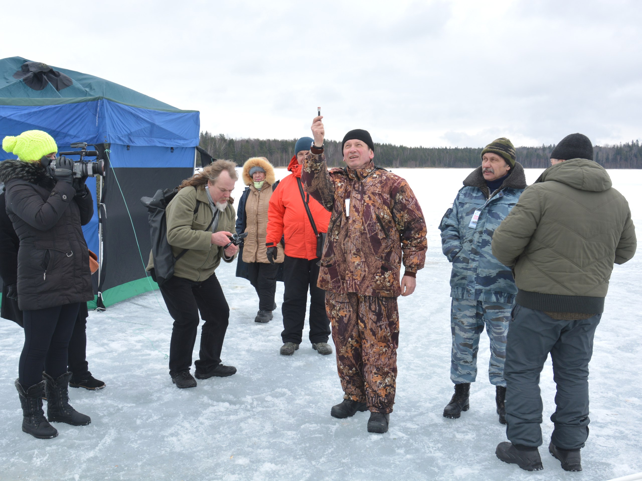 Жителей приглашают к участию в «Сосновоборской зимней рыбалке– 2019»