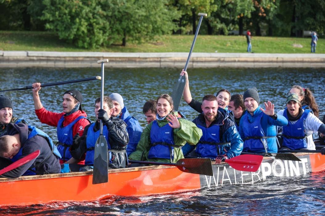 Сосновоборцы из клуба «Формула Воды» заняли первое место на закрытии гребного сезона в Петербурге