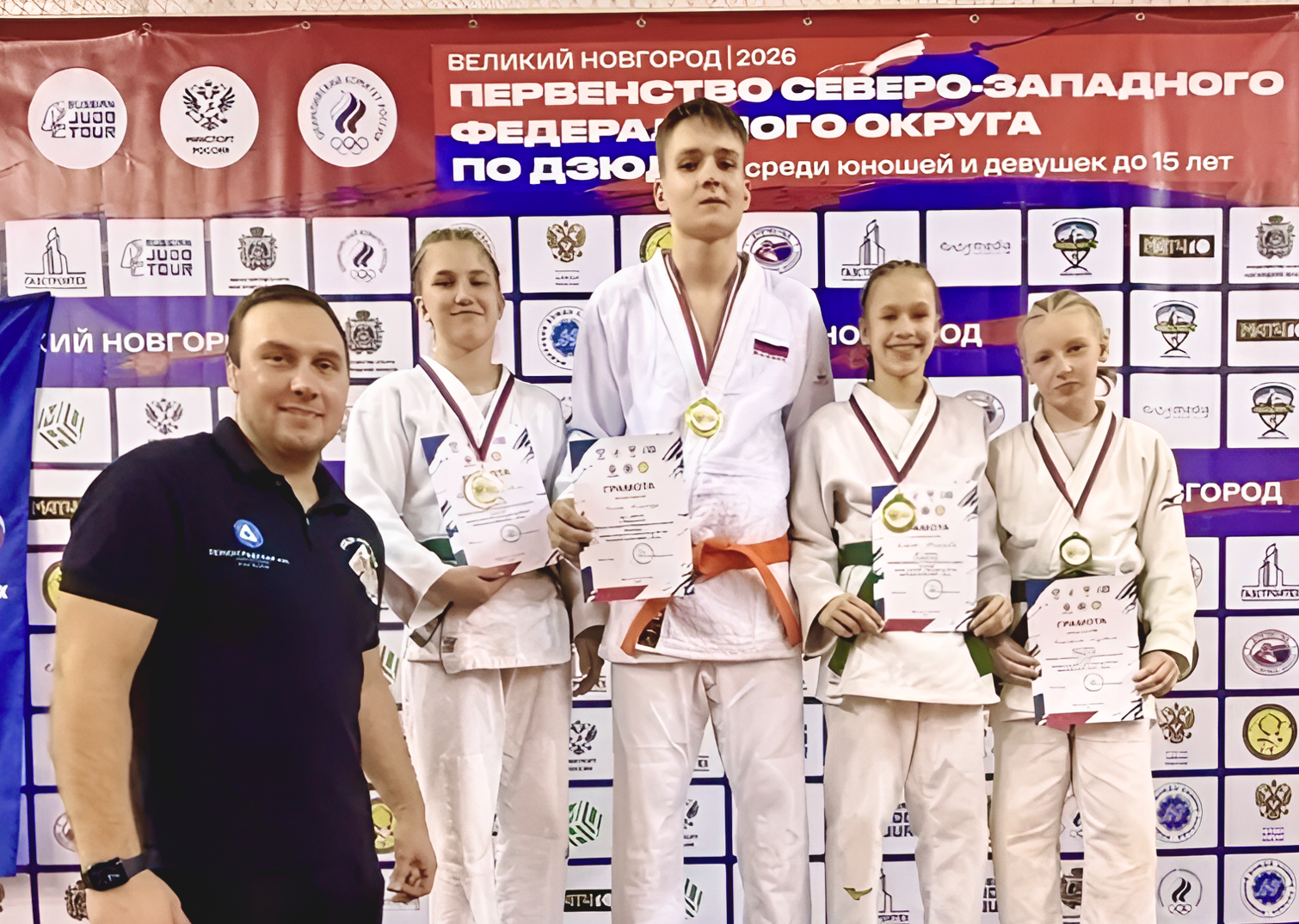 Фото Спортивная школа 'МАЛАХИТ'/ВК