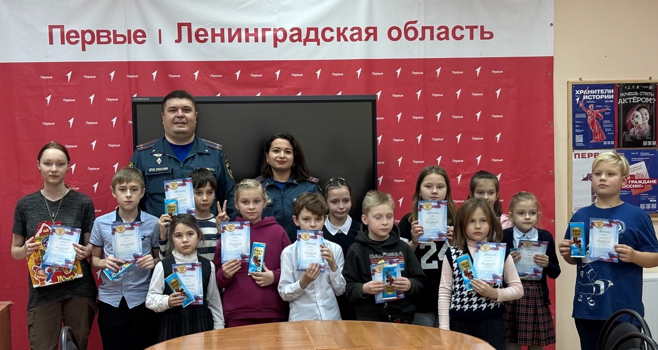 Рисунки ребят о профессии спасателей оценили профессионалы