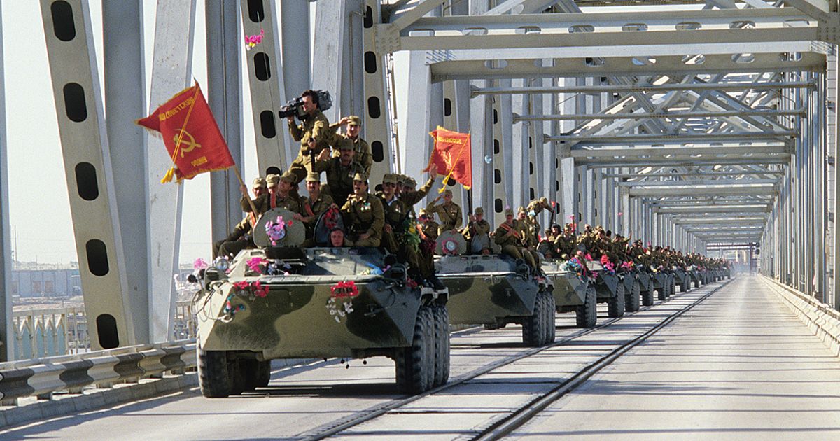 Губернатор Дрозденко обратился к жителям региона в день 32-й годовщины вывода советских войск из Афганистана