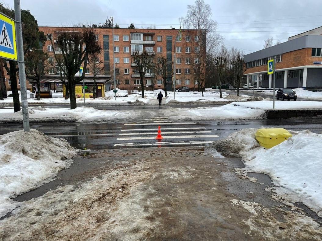 ГИБДД Соснового Бора ищет очевидцев ДТП. Пострадал подросток | 26.01.2024 | Сосновый  Бор - БезФормата