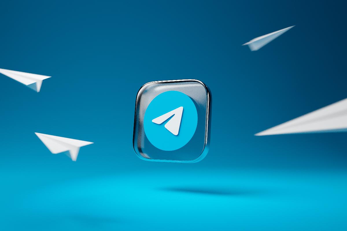 В России сообщают о массовом сбое в работе Telegram и WhatsApp