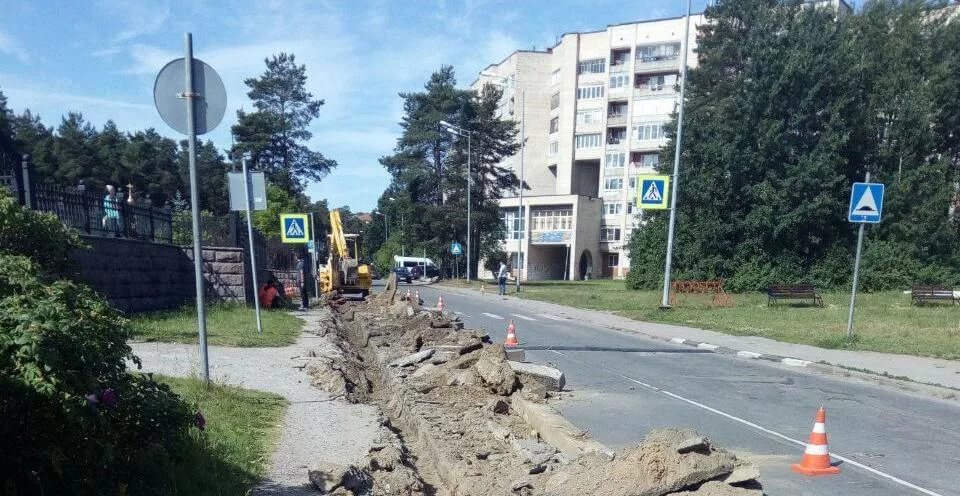 Вдоль Соборного проезда в Сосновом Бору сделают дорожку за 700 тысяч рублей