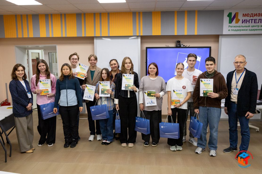 В Сосновом Бору прошел первый городской конкурс детских медиацентров «В кадре» 