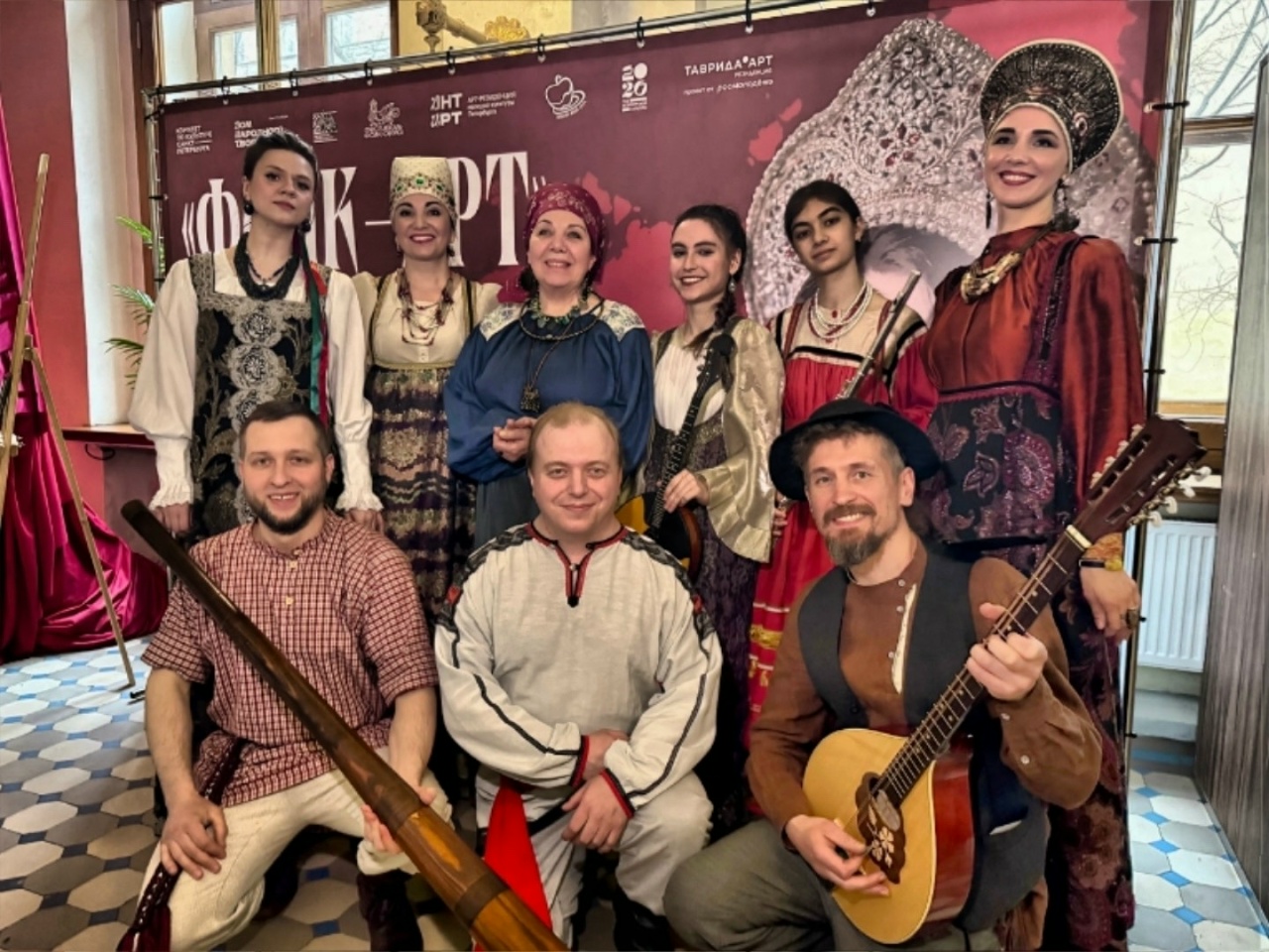 Группа «Здесь и сейчас» из ЦРЛ «Гармония» стала лауреатом конкурса «Фолк АРТ» в Петербурге