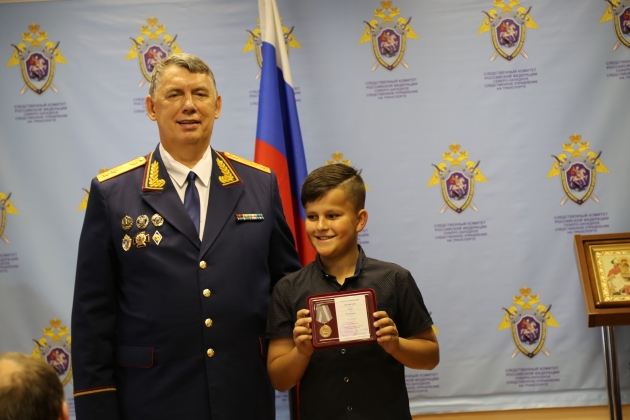 12-летний житель Ленобласти  Тимур Меникаев награжден медалью "За содействие" за помощь в раскрытии убийства