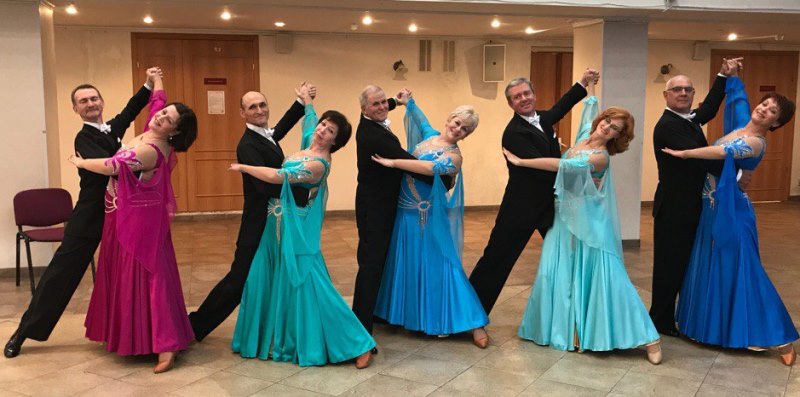 Танцоры из Соснового Бора завоевали Гран-при областного фестиваля «Танцуют взрослые»